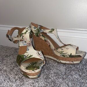 Lust 4 Life | Tropical Print Wedges
